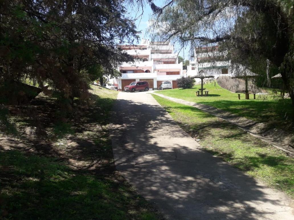 Departamentos Carlos Paz Bajada Al Lago Villa Carlos Paz Luaran gambar